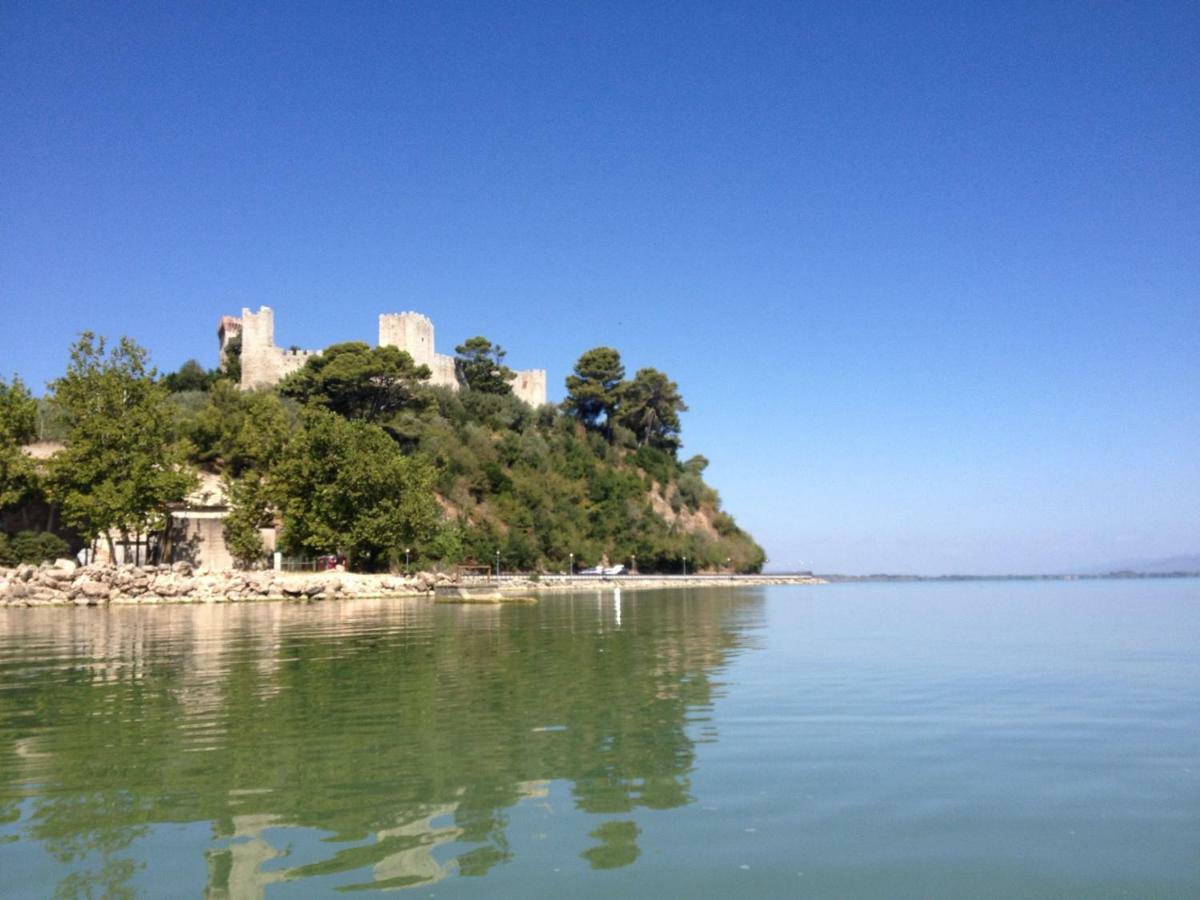 I See Lake Castiglione del Lago Dış mekan fotoğraf